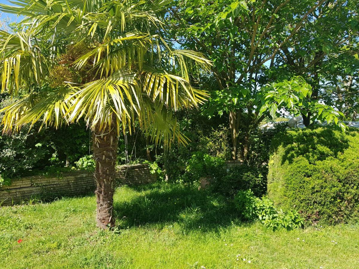 L'Houstalet Des Serniers Claveyson Bagian luar foto